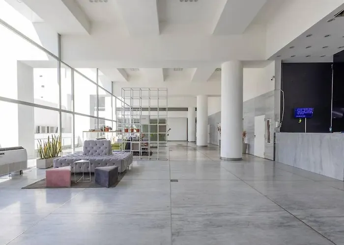El Arte Suites